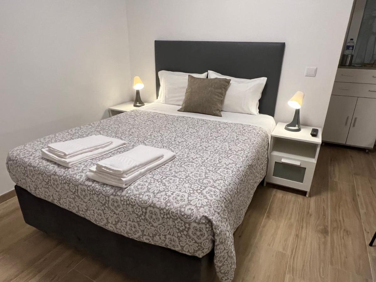 Bed and Breakfast Alfazema Sunset House Вила-Нова-ди-Гая Экстерьер фото