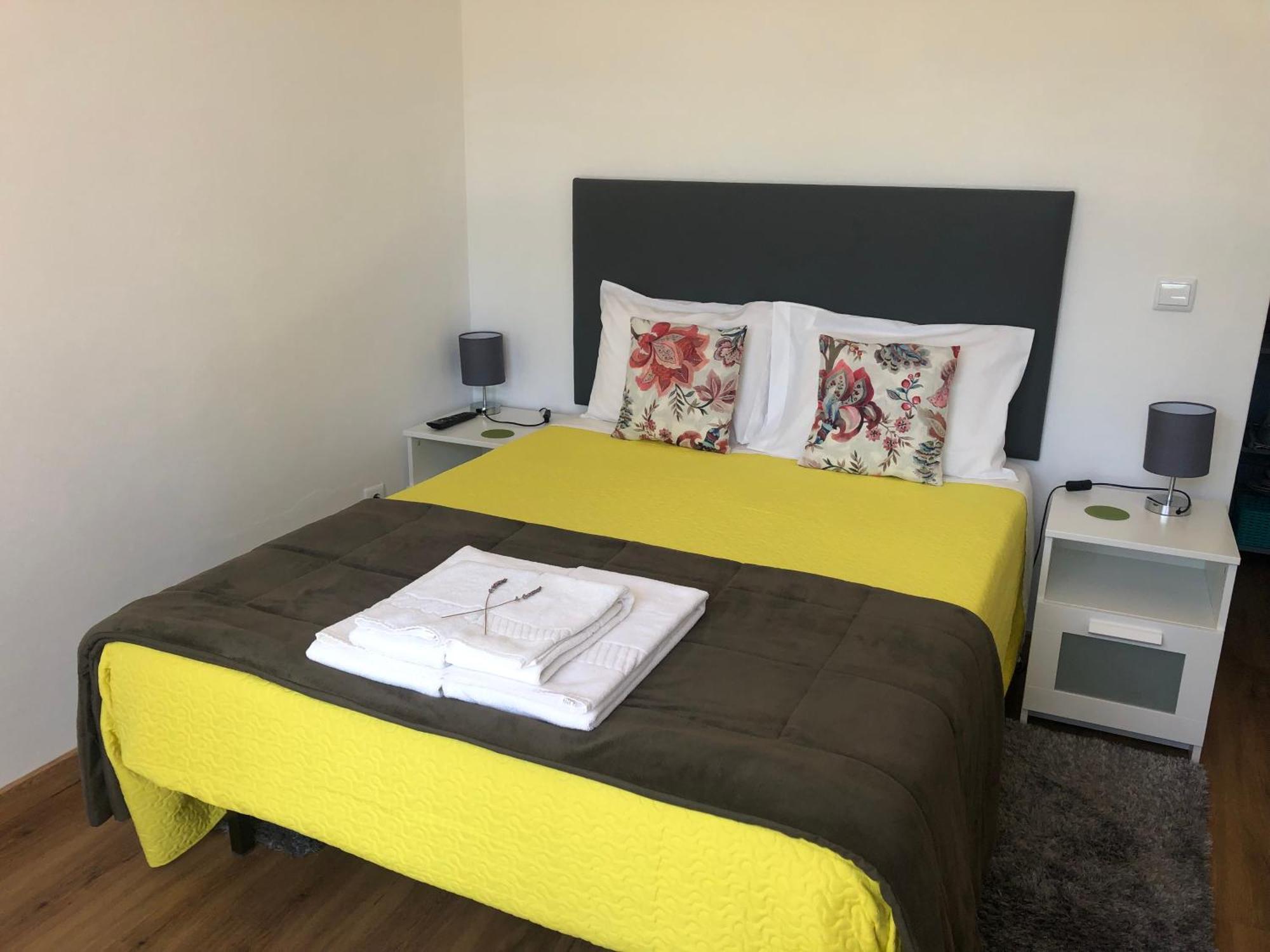 Bed and Breakfast Alfazema Sunset House Вила-Нова-ди-Гая Экстерьер фото